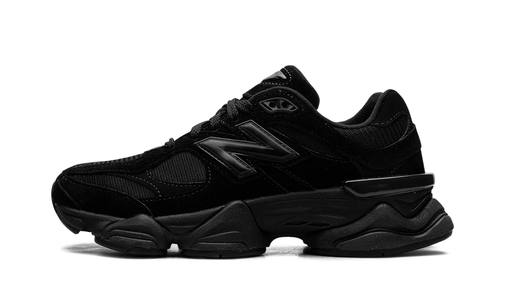 NB 9060 – "Triple Black"